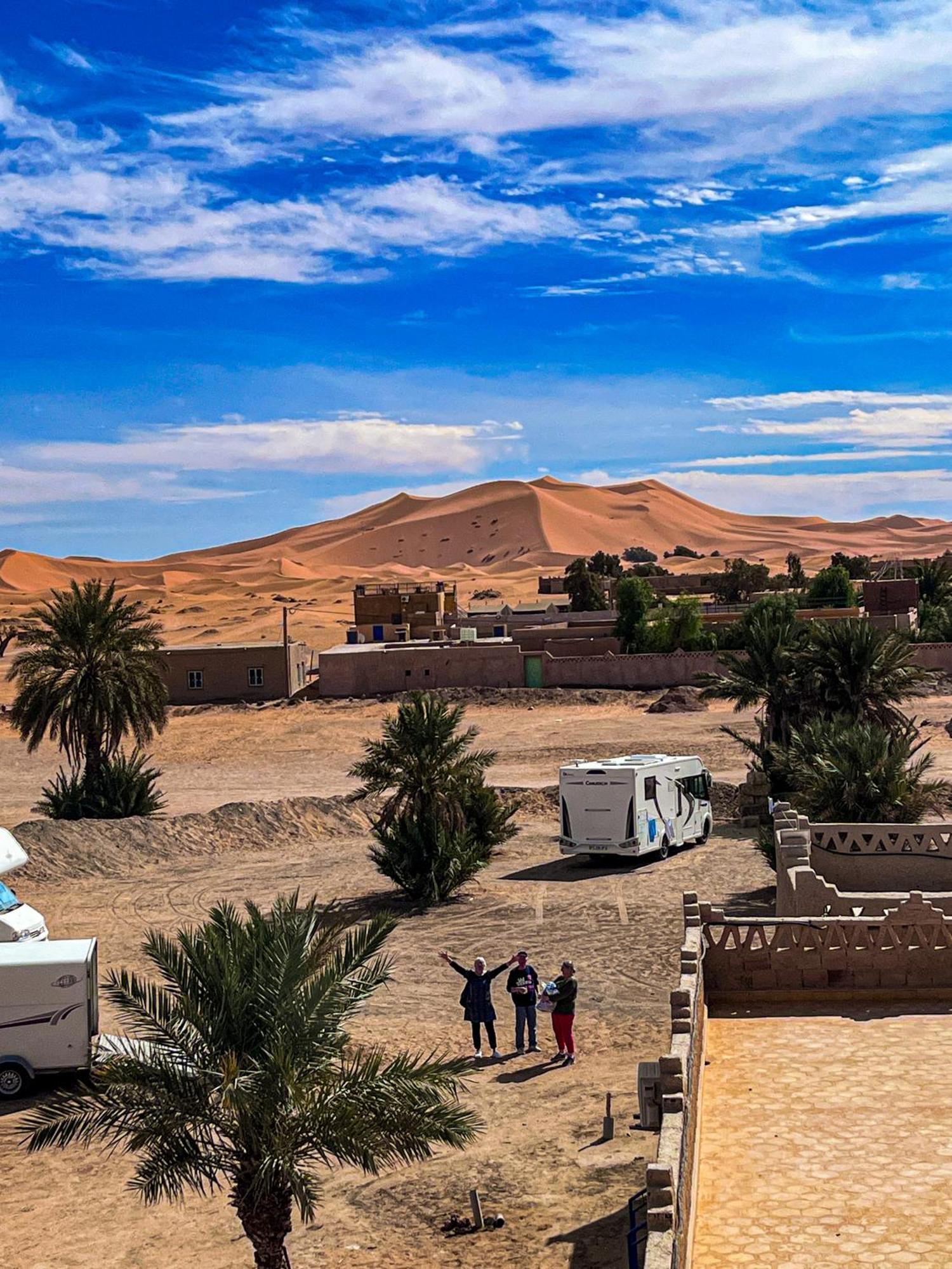 Riad Les Roches Merzouga Ngoại thất bức ảnh