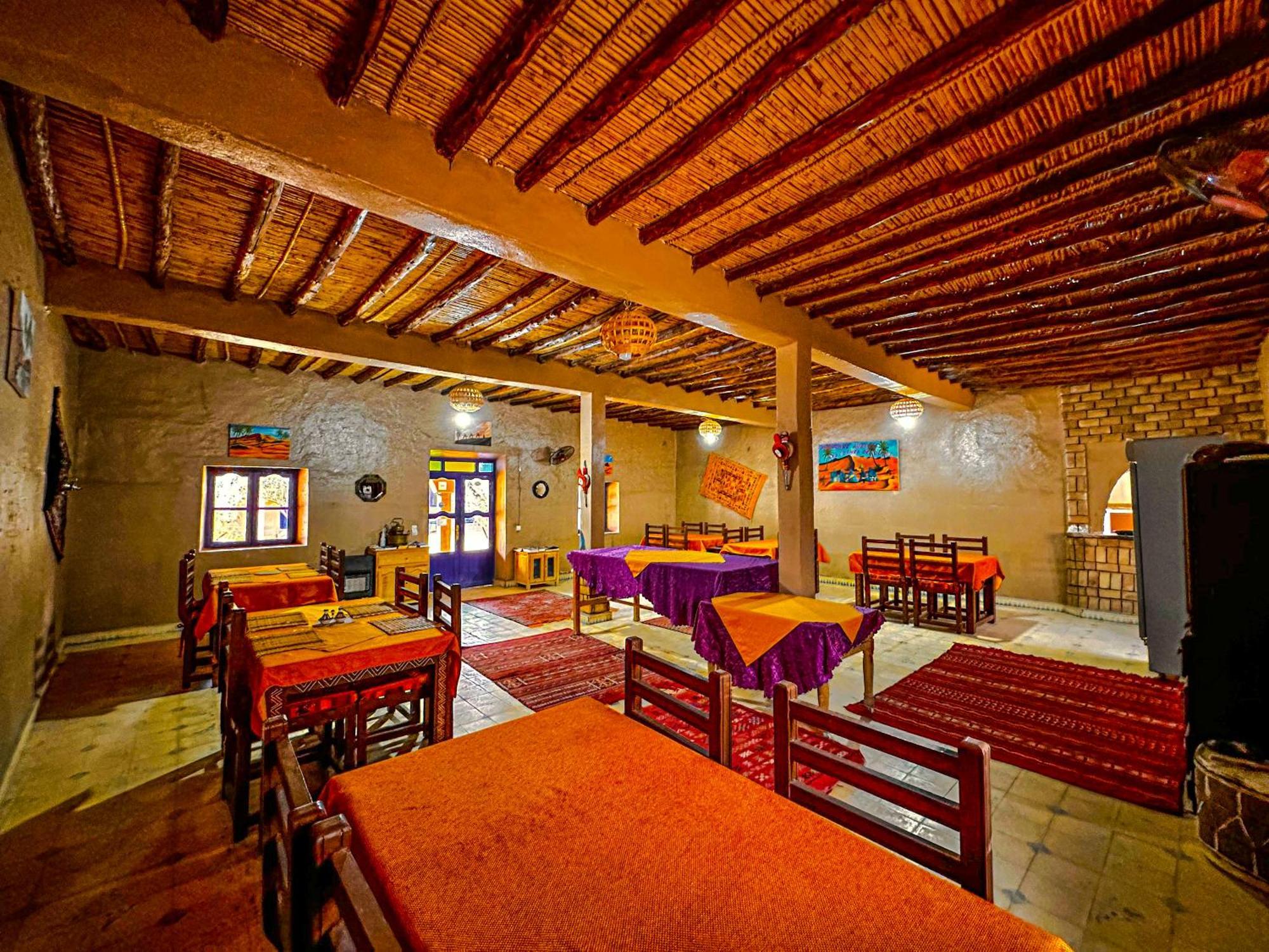 Riad Les Roches Merzouga Ngoại thất bức ảnh